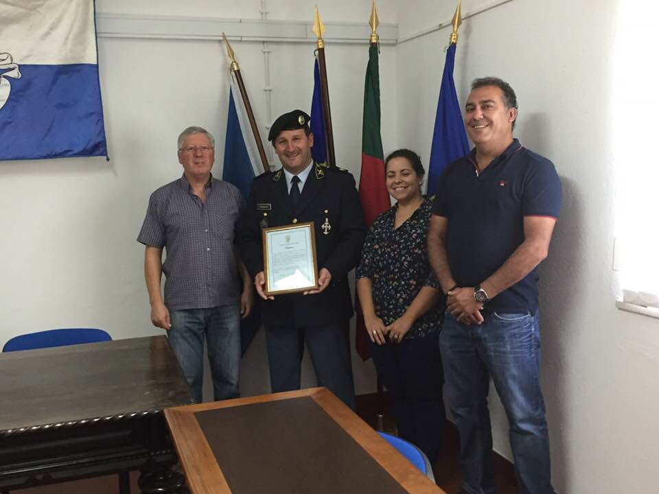 Imagem Cerimónia de atribuição da medalha da Junta de Freguesia de Azinhaga ao Comandante do Posto da GNR da Golegã